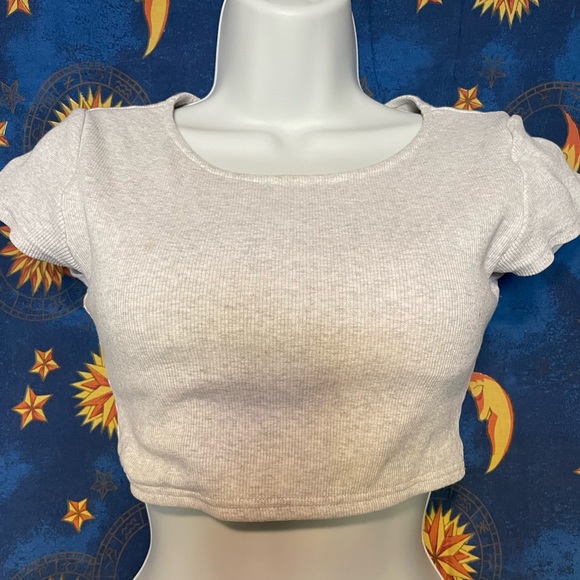 Klassy Network crop top - Picture 2 of 6